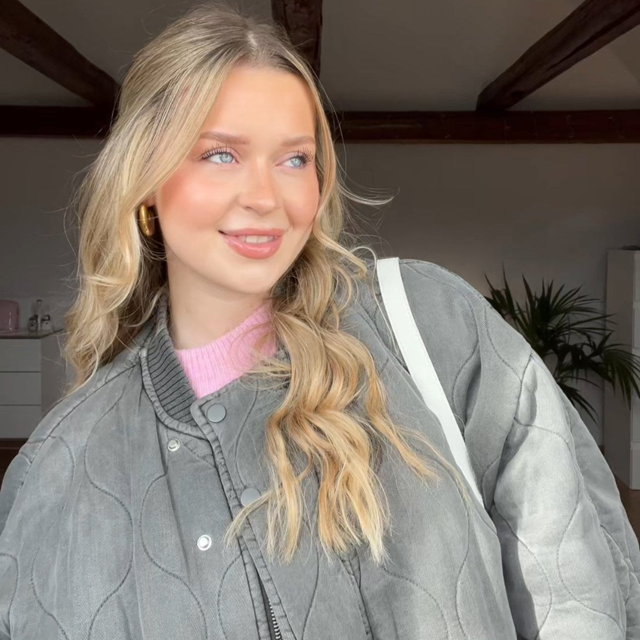 Kurtka bomber Lucy – Połącz styl i komfort na co dzień